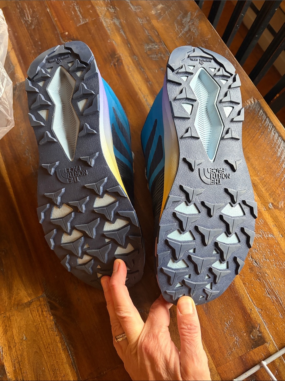 The North Face Vectiv Eminus womens blue trail running shoe size 8 NWOB - Picture 2 of 3